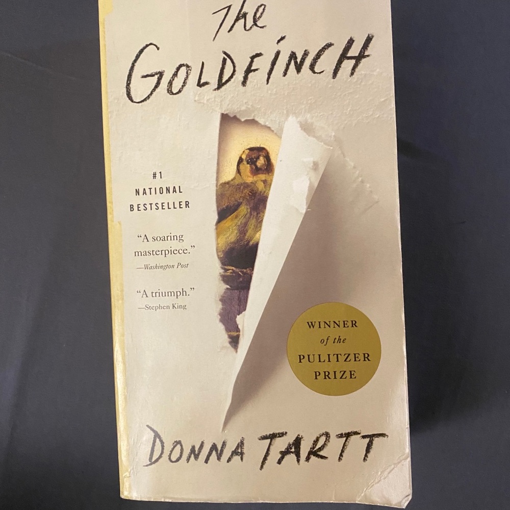 3📚$10//The goldfinch
